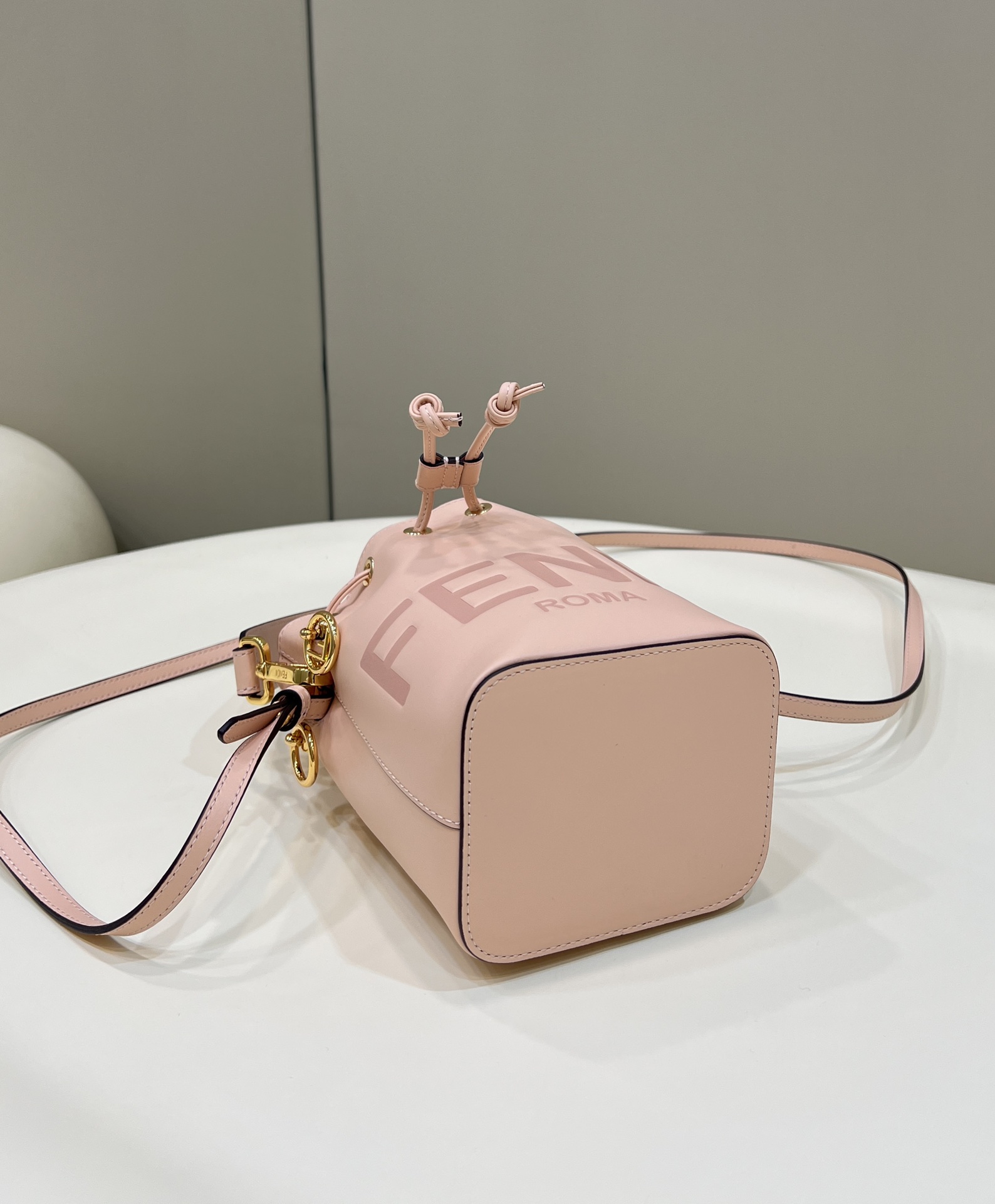 Fendi Mini Mon Tresor Leather Shoulder Bag Pink